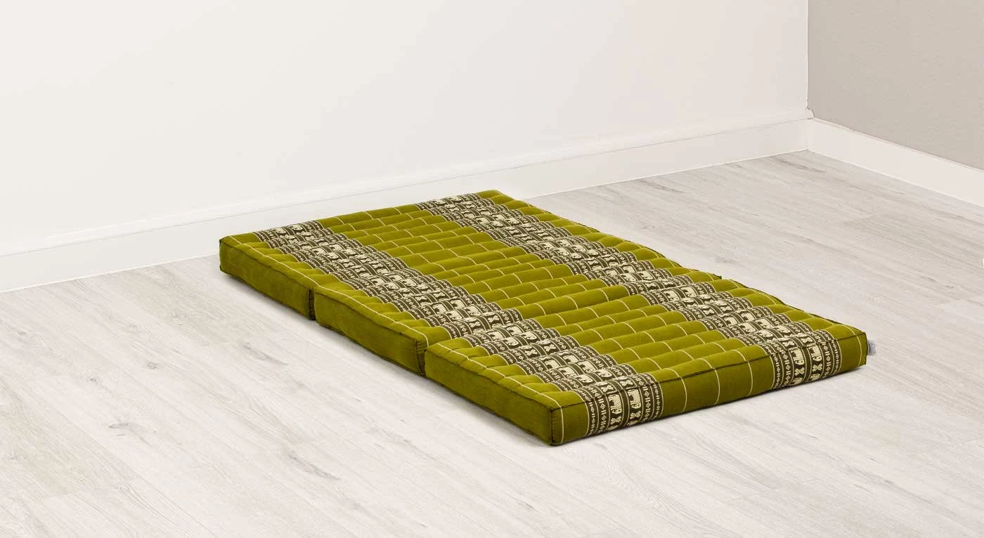 Kapok Children's Folding Mattress: Snuggle, Relax, and Sleep like a Dream