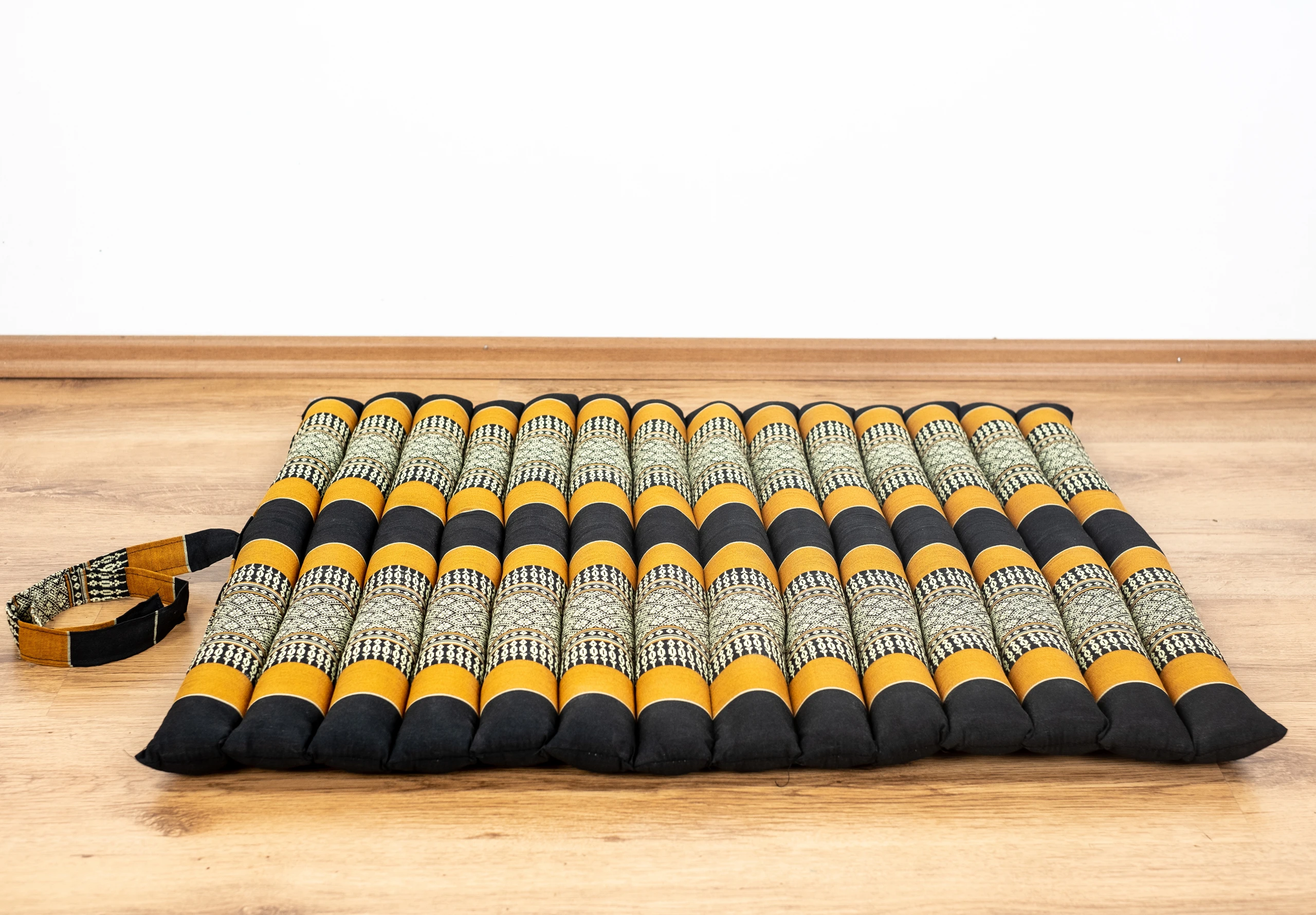 Kapok Quilted Cushion 75 cm