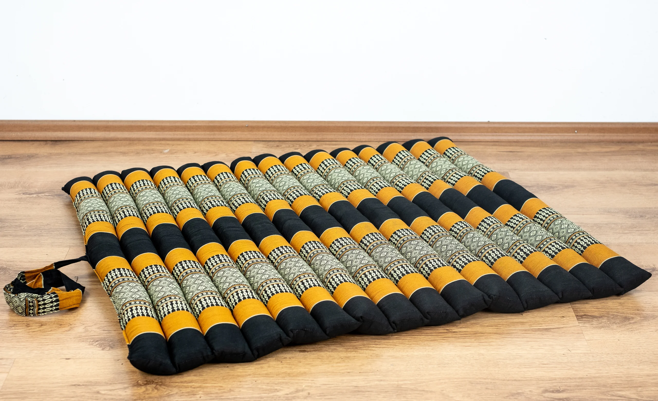 Kapok Quilted Cushion 75 cm