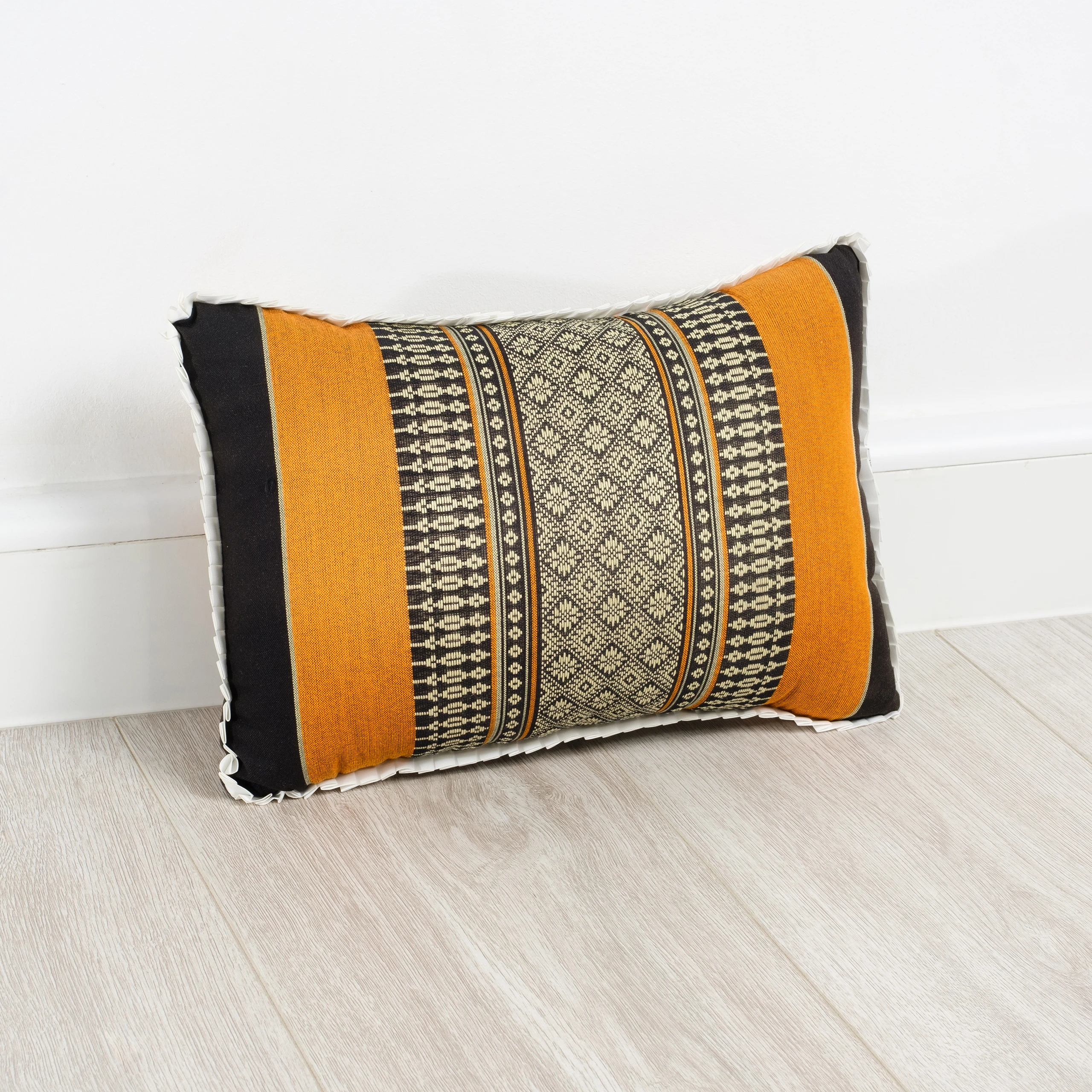 Kapok Throw Pillow