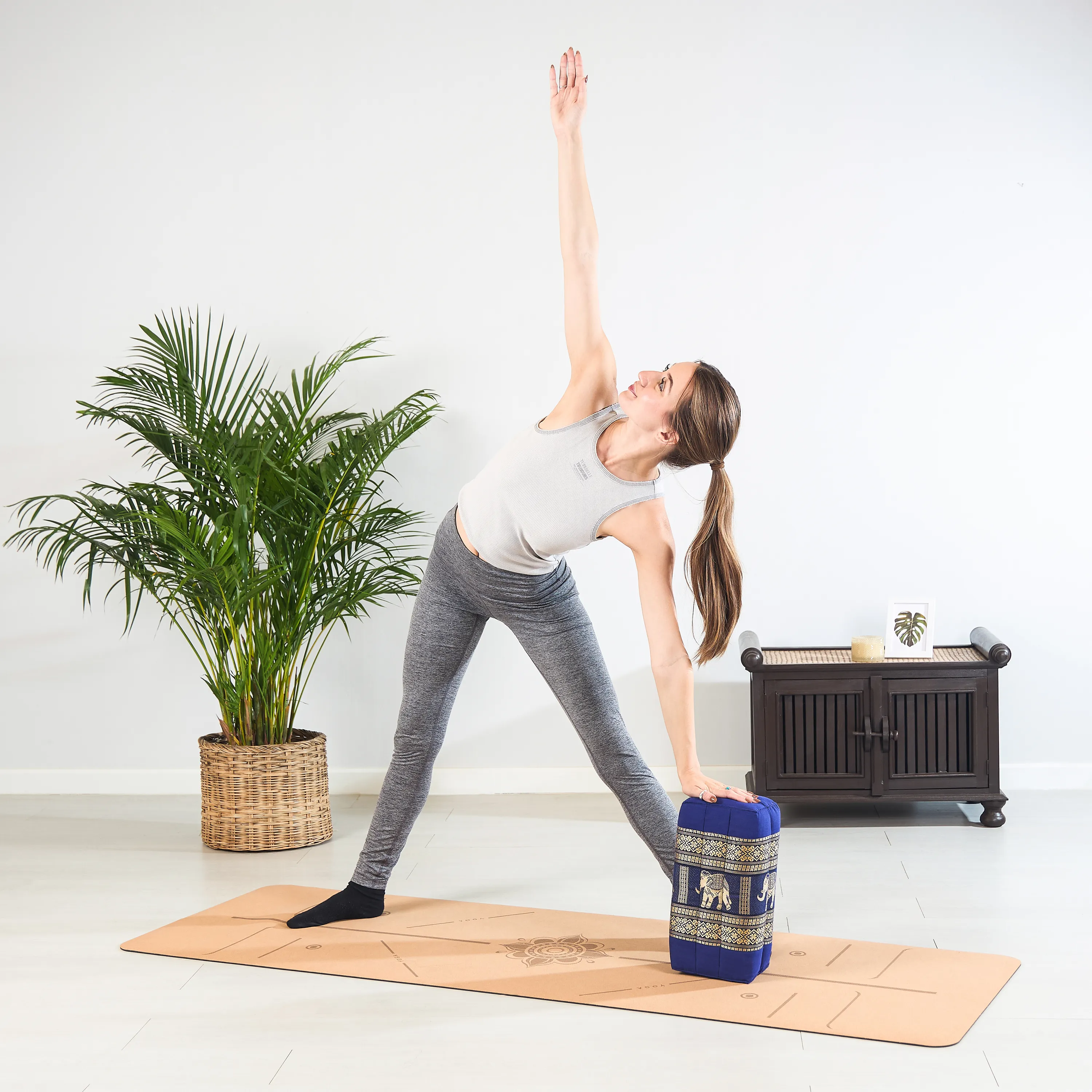 Kapok Support Cushion, Deluxe